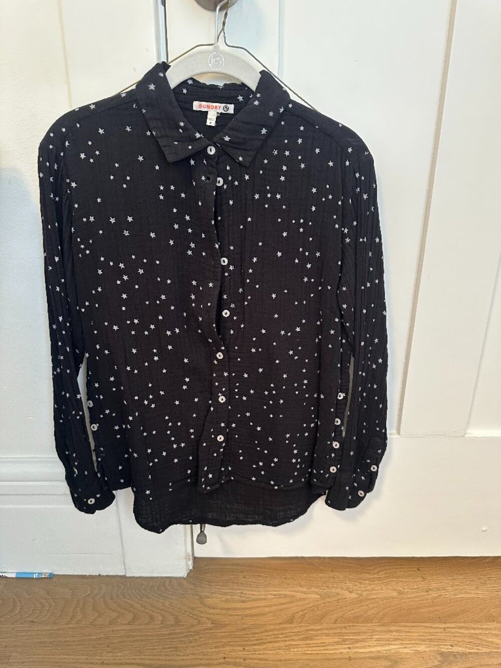 Sundry Black Star Print Gauze Button-Down Top | Size 0 (XS) | Side Button Detail